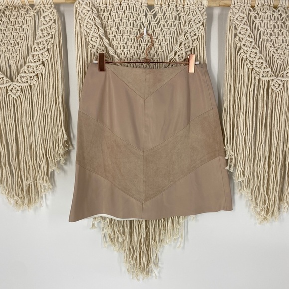 Zara Faux Leather Chevron Suede 70s Mini Skirt - Picture 2 of 6